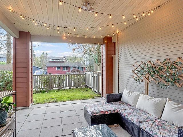 102 15385 101a Avenue Surrey, British Columbia