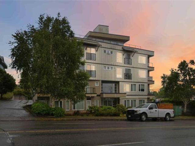 102 1 Esquimalt Rd, Esquimalt, BC, V9A 0A4 house for sale | Listing ID 1039 | Royal LePage