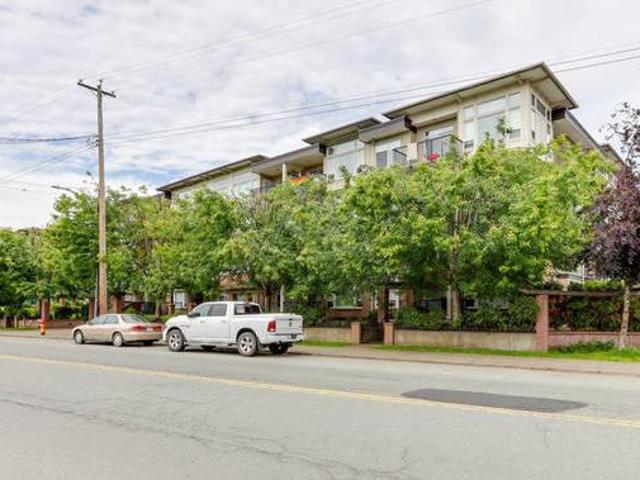 102 46289 YALE ROAD Chilliwack British Columbia