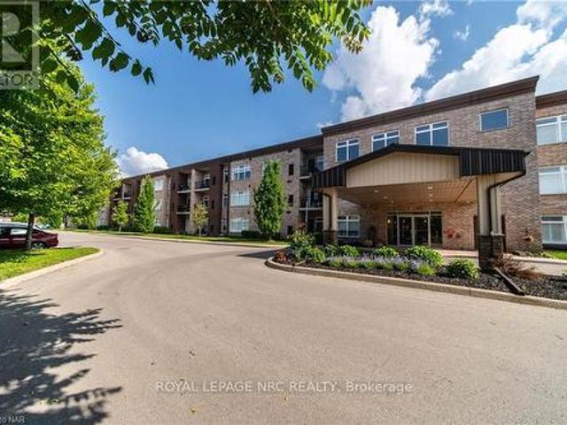 102 4 Pettit Avenue, Niagara Falls Morrison, ON, L2E 6L4 condo for sale | Listing ID X12129 | Royal LePage