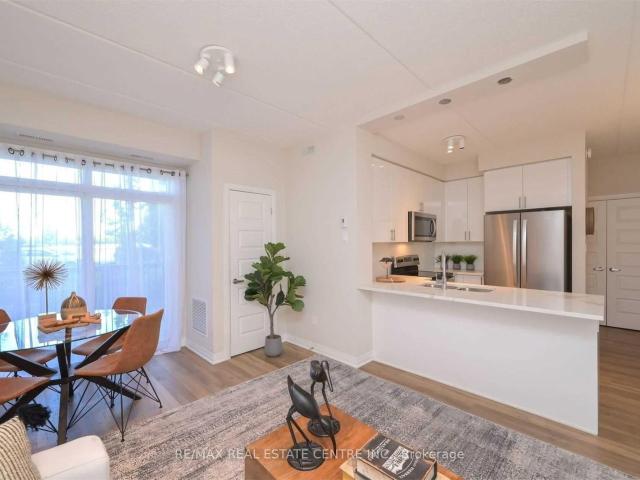 102 610 Farmstead Drive, Milton | 1+1Beds/1Bath, Condo, $730,000 | Condos. Ca