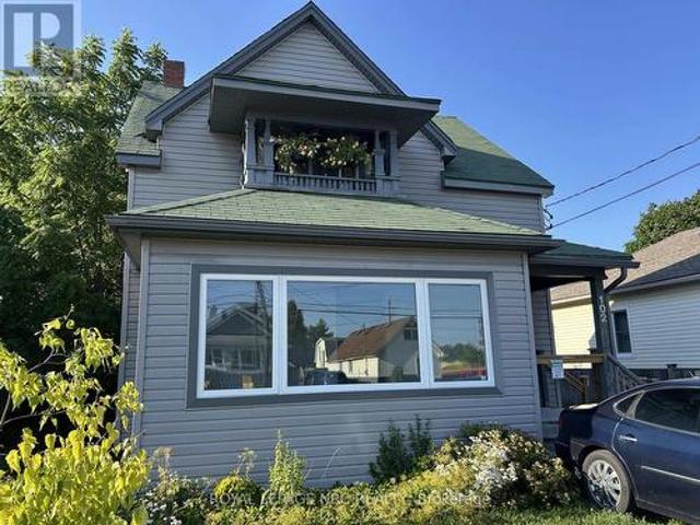 102 Colborne Street, Port Colborne Killaly East, ON, L3K 1G1 house for lease | Listing ID X13561 | Royal LePage