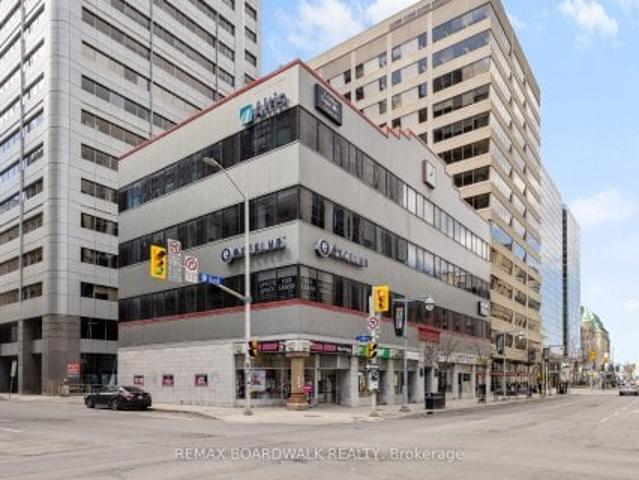 102 Bank Street