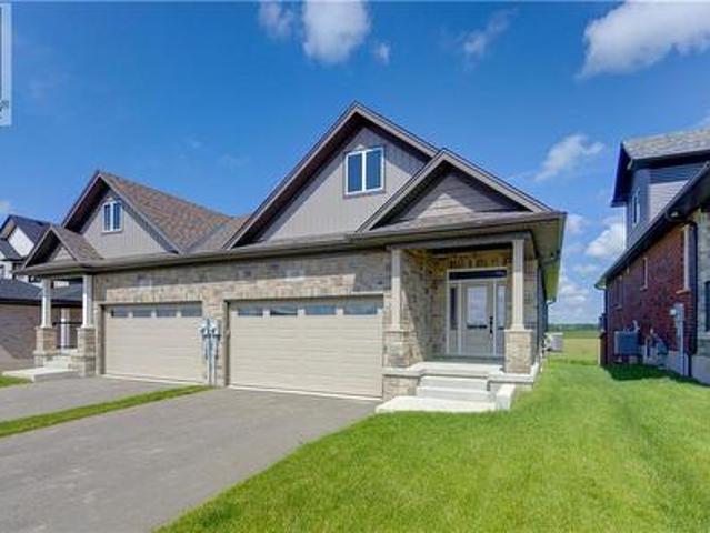 102 Bedell Drive, Drayton, ON, N0G 1P0 house for sale | Listing ID 40850 | Royal LePage