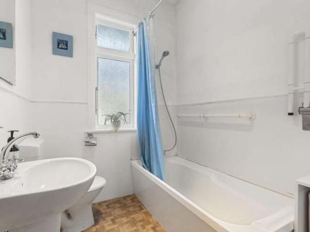 102 Darlington Road, Miramar, Wellington City