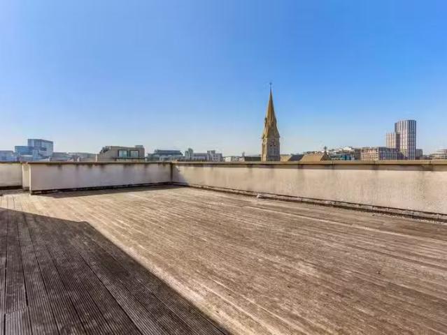 102 Fitwilliam Point, Fitzwilliam Quay, Dublin 4