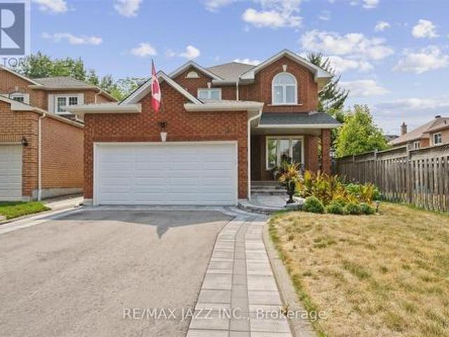 102 Harkness Drive, Whitby Rolling Acres, ON, L1R 2G1 house for sale | Listing ID E12327 | Royal LePage