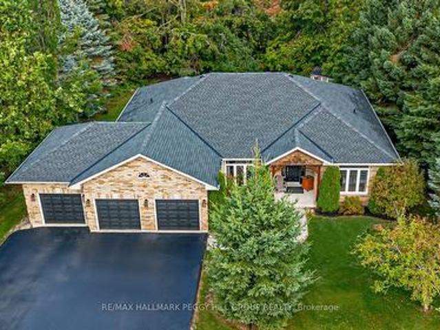 102 Highland Drive, Oro Medonte, ON, L0L 2L0 house for sale | Listing ID S13556 | Royal LePage