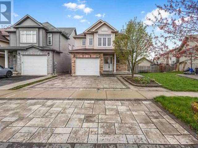 102 Iron Gate Street, Kitchener, ON, N2N 3R6 house for sale | Listing ID X13166 | Royal LePage