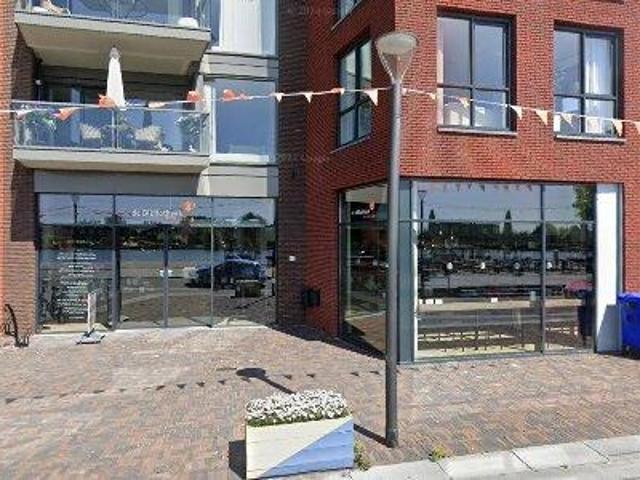 102 m2 apartment for rent in Uithoorn