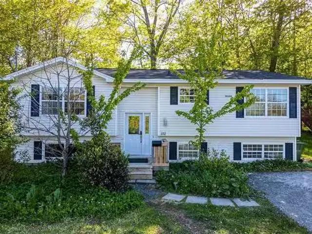 102 River Lane, Bedford, NS, B4A 4J5 house for sale Listing.