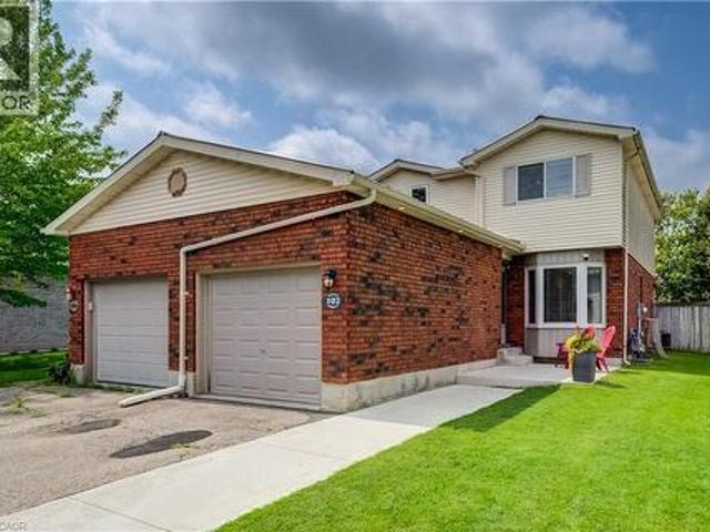 102 William Street N, Plattsville, ON, N0B 2R0 house for sale | Listing ID 40856 | Royal LePage