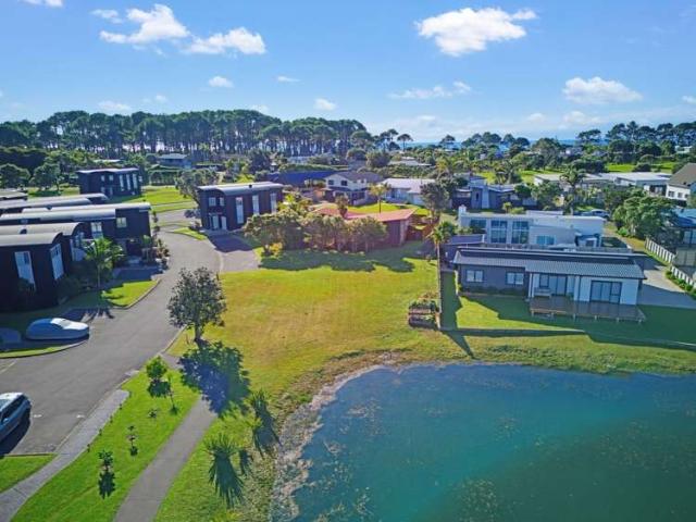 102 The Fairway, Matarangi, Thames Coromandel