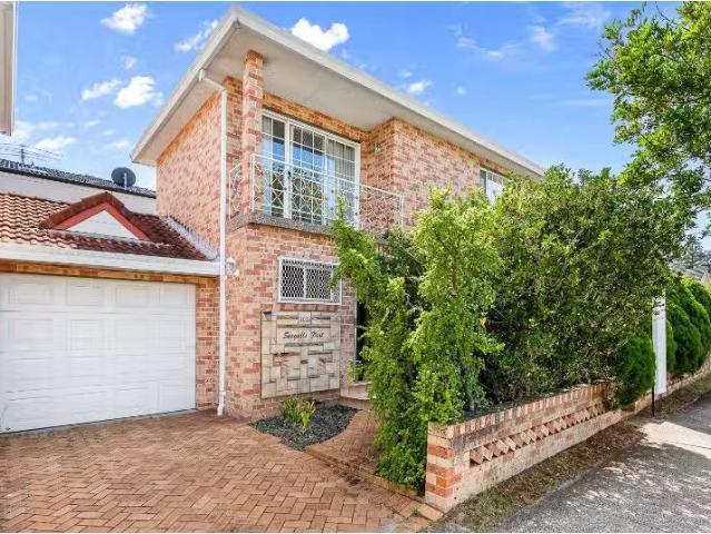 102A Ida Street, Sandringham Townhouse for rent Listed by Stu.