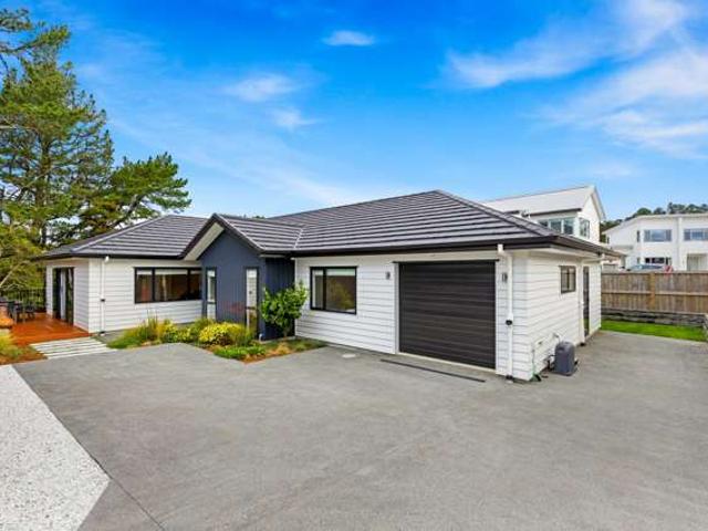 102E Te Oneroa Way, Long Bay, North Shore City