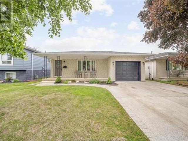 10348 Lonsdale Crescent, Windsor, ON, N8R 2E3 house for sale | Listing ID 25016 | Royal LePage