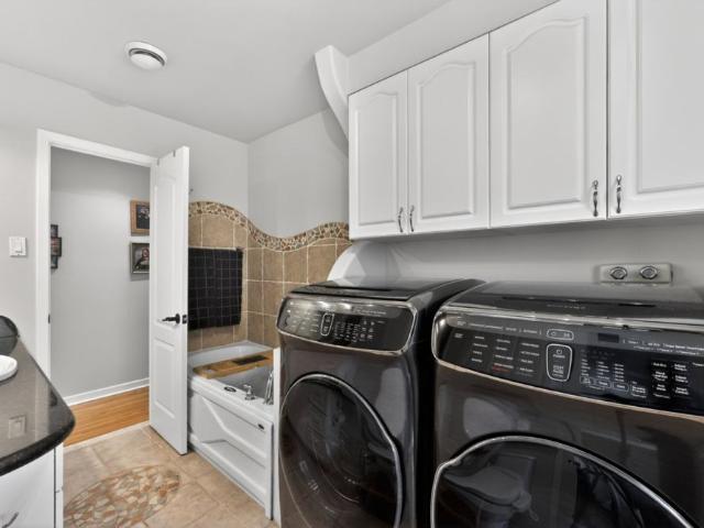 1035 Av. Riel, H7C 2L7, Laval