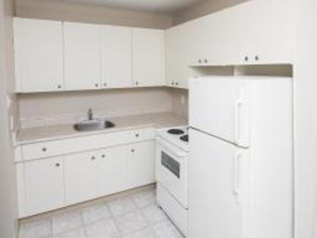 1035 Powers Street 1 Bedroom Apartment for Rent at 1035 Powers St, Winnipeg, MB R2V 2G7 Jefferson