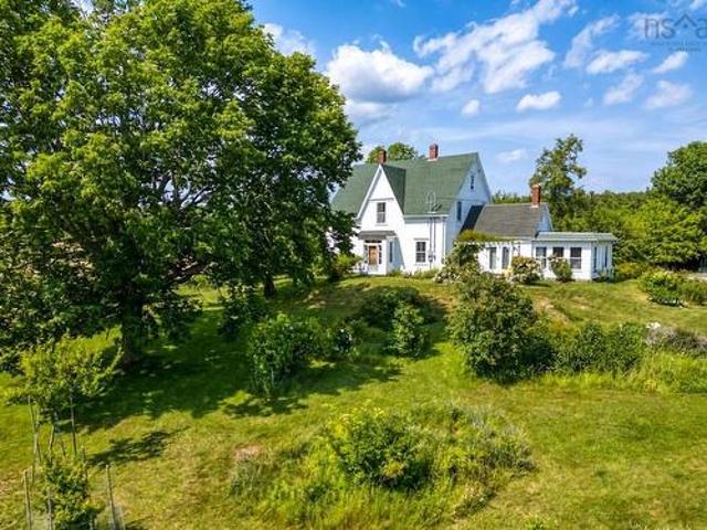 1036 Oakland Road, Oakland, NS, B0J 2E0 house for sale | Listing ID 202617 | Royal LePage