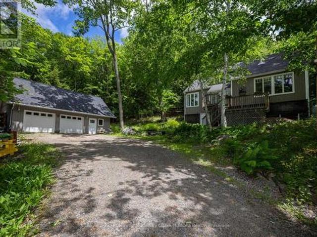 1037 Foreman Road, Muskoka Lakes Medora, ON, P0B 1J0 house for sale | Listing ID X13445 | Royal LePage