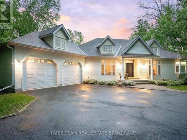 1037 Rockcastle Road, Gravenhurst, ON, P0E 1N0 house for sale | Listing ID X13460 | Royal LePage