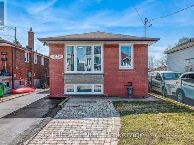 1038 Alexandra Avenue, Mississauga, ON, L5E 1Z8 house for lease | Listing ID W13512 | Royal LePage