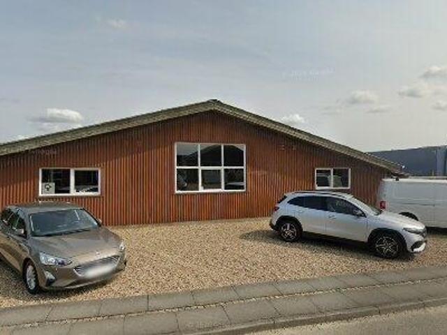 1039 m2 lager, produktion til salg i Varde