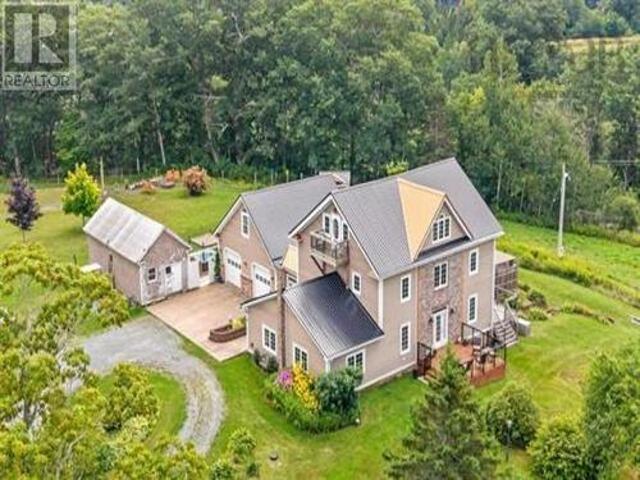 10301 Highway 215, South Maitland, NS, B0N 2H0 farm for sale | Listing ID 202621 | Royal LePage