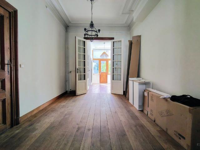 1030, Schaerbeek