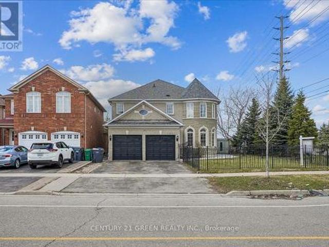 1031 Blueheron Boulevard, Mississauga, ON, L5V 2J8 house for sale | Listing ID W13458 | Royal LePage