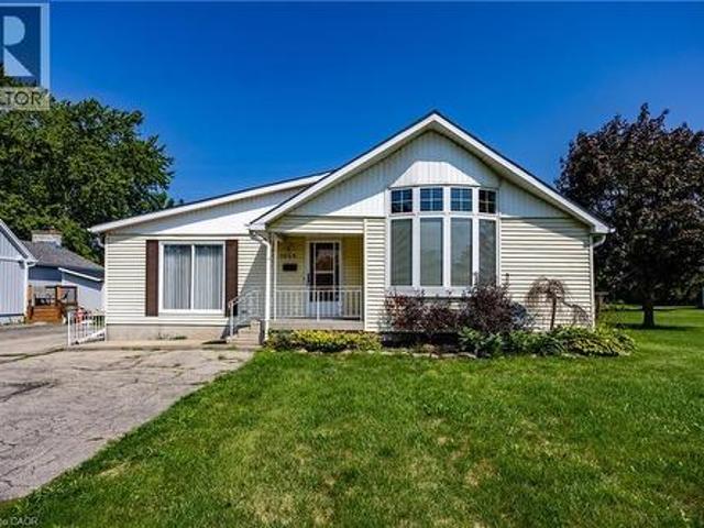 1032 Main Street, Port Dover, ON, N0A 1N2 house for sale | Listing ID 40855 | Royal LePage
