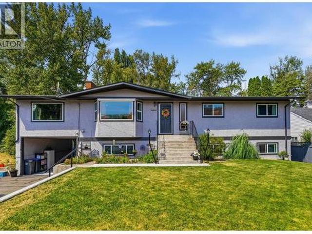 10330 Meadow Road, Lake Country, BC, V1V 1V6 house for sale | Listing ID 10395 | Royal LePage