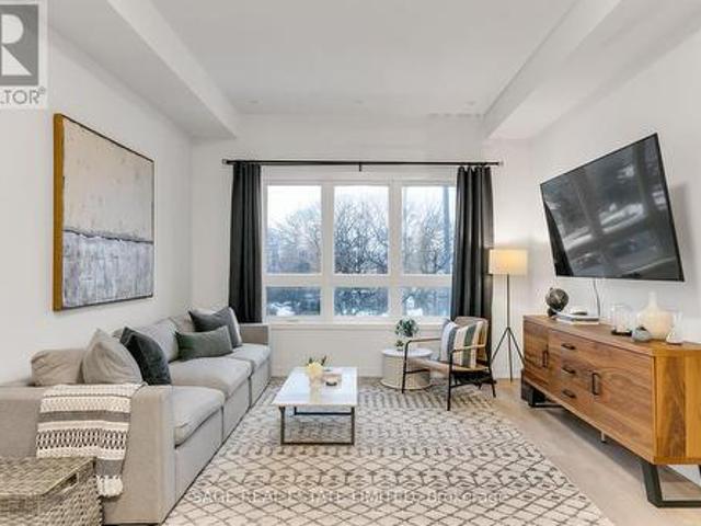 103 3 St Clair Avenue E, Toronto, ON, M1M 0E4 townhouse for sale | Listing ID E12003 | Royal LePage