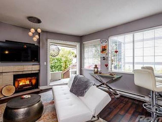 103 125 W 18th Street North Vancouver, Bc