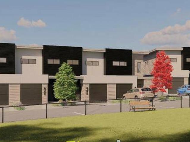 103 158 DEER Place Penticton British Columbia