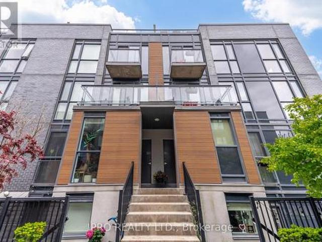 103 15 Sousa Mendes Street, Toronto, ON, M6P 0A9 townhouse for sale | Listing ID W12196 | Royal LePage