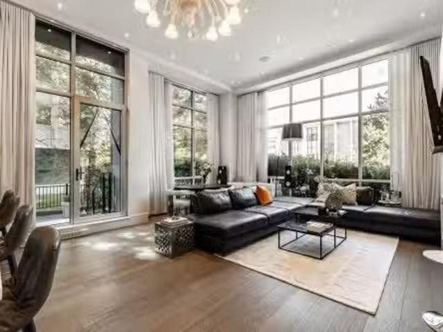 103 215 Av. Redfern, Westmount, QC, H3Z 3L5 Luxury Condo for.
