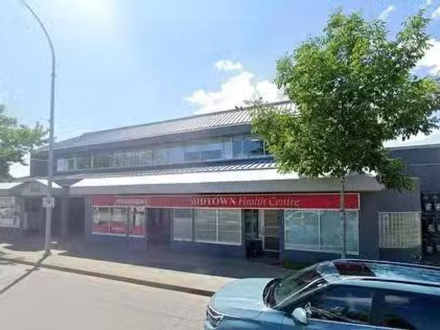 103 2359 Clearbrook Road, Abbotsford, BC, V2P 4N8 commercial.