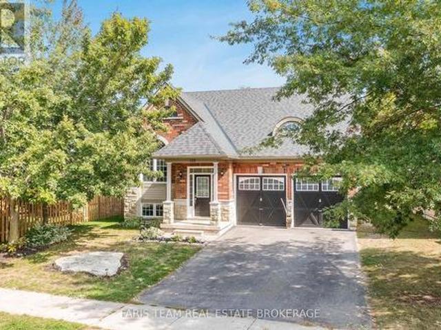103 41St Street S, Wasaga Beach, ON, L9Z 3B6 house for sale | Listing ID S13200 | Royal LePage