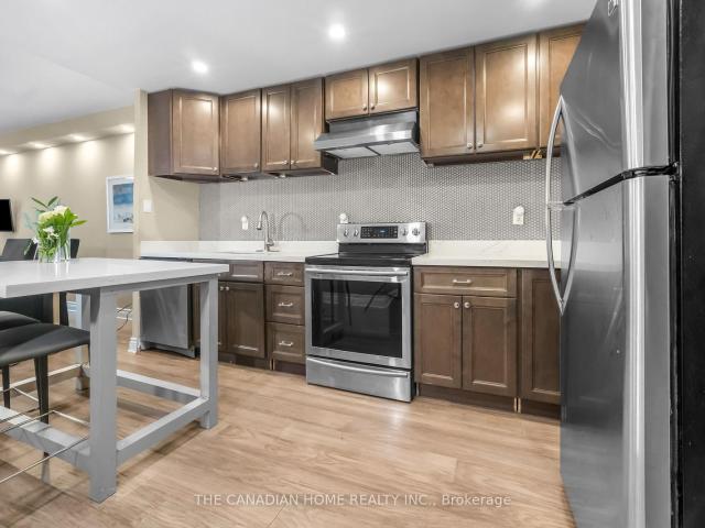 103 4 Lisa Street, Brampton | 2Beds/1Bath, Condo, $419,990 | Condos. Ca