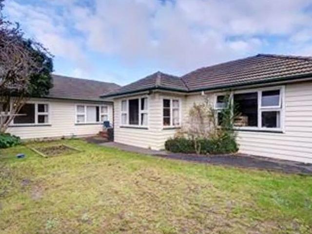 103 Aorangi Road, Bryndwr, Christchurch City