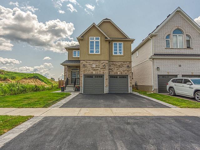 103 Arlington Parkway