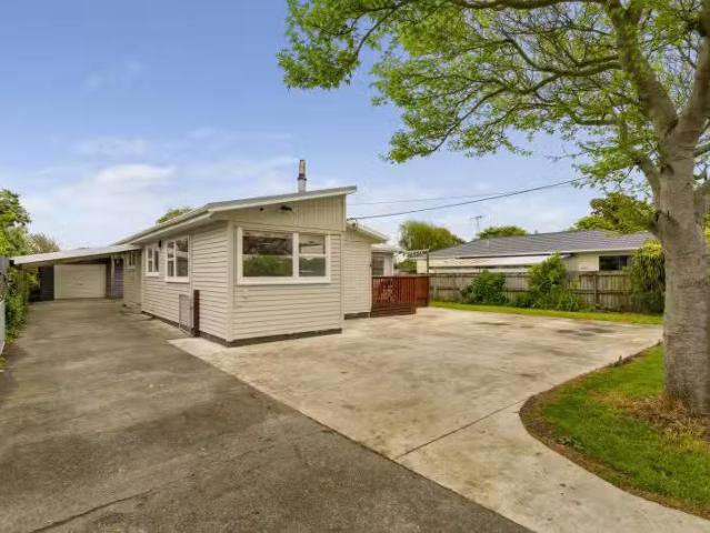 103 Atkinson Avenue, Otaki Beach, Kapiti Coast