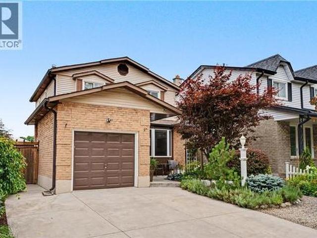 103 Glenashton Drive, Stoney Creek, ON, L8G 4E6 house for sale | Listing ID 40851 | Royal LePage