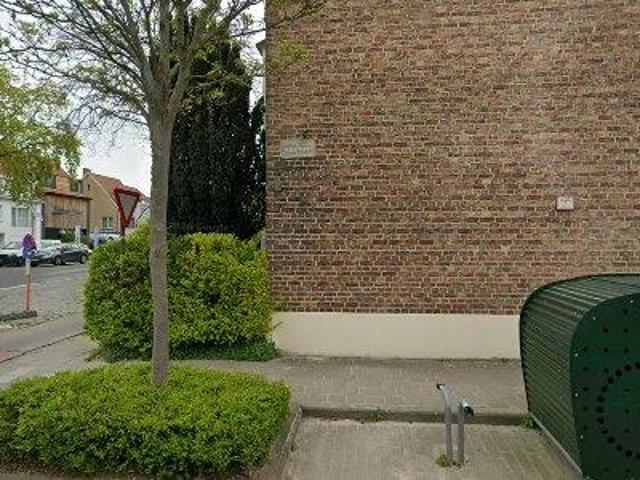 103 m2 office space for rent in Brugge