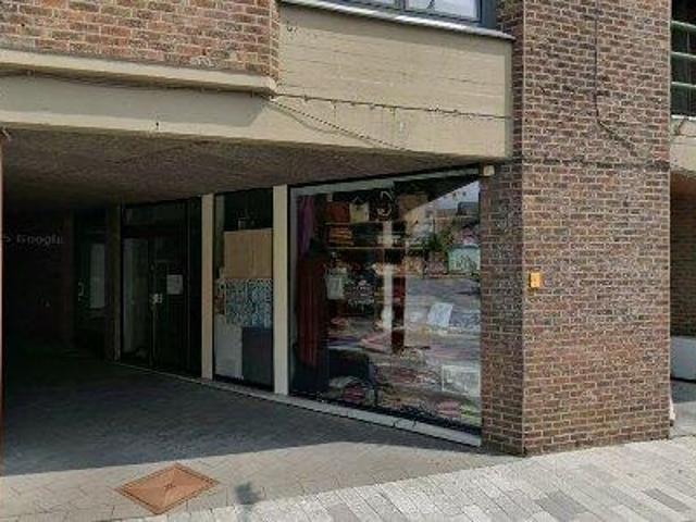 103 m2 office space for sale in Lommel