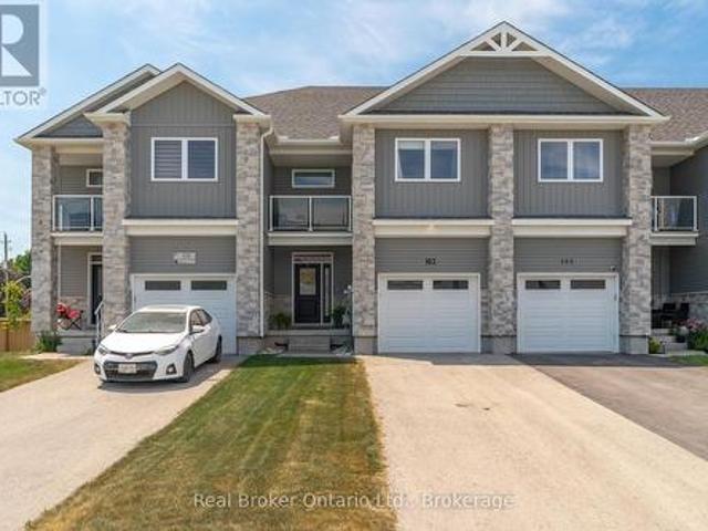 103 Stephenson Way, Minto, ON, N0G 2P0 house for sale | Listing ID X13564 | Royal LePage