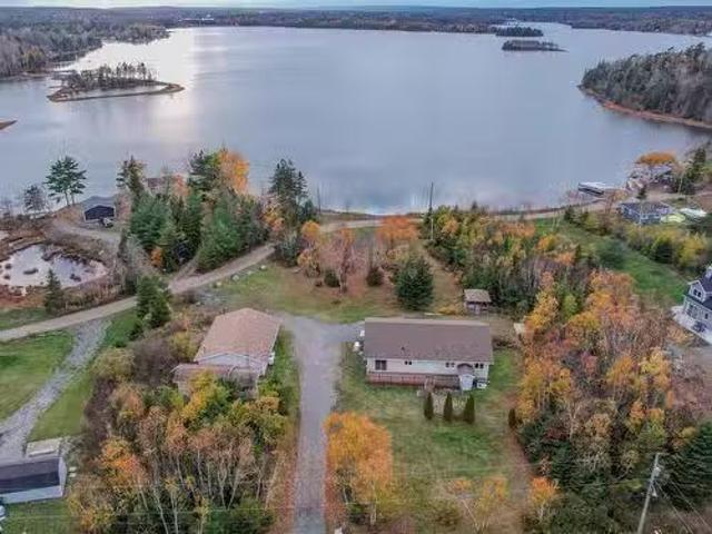 103 Paradise Road, Albert Bridge, NS, B1K 3R4 house for sale.