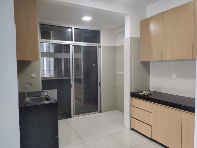 1045 sf AvailableLowDeposit MIDFIELDS 2 SUNGAI BESI