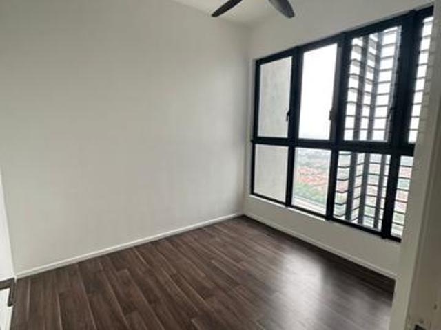 1045sqft Geo Bukit Rimau High Floor Condo